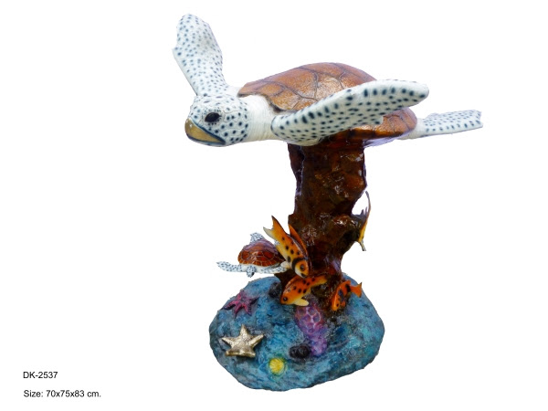 Turtle with fish (color) Turtle with fish (color)